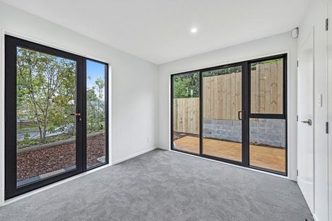 Photo of property in 1/163 Edmonton Road, Te Atatu South, Auckland, 0610