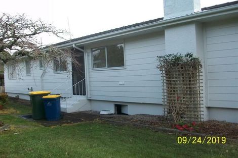 Photo of property in 21 Mawney Road, Henderson, Auckland, 0610