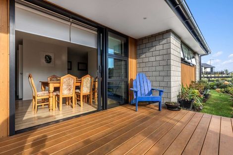 Photo of property in 30 Hayward Place, Ohauiti, Tauranga, 3112