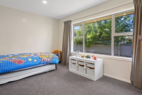 Photo of property in 12 Leverett Place, North New Brighton, Christchurch, 8083