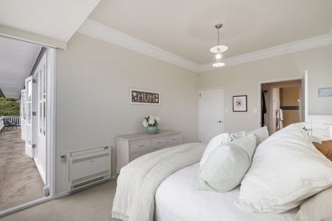 Photo of property in 4a Morrison Avenue, Narrow Neck, Auckland, 0624