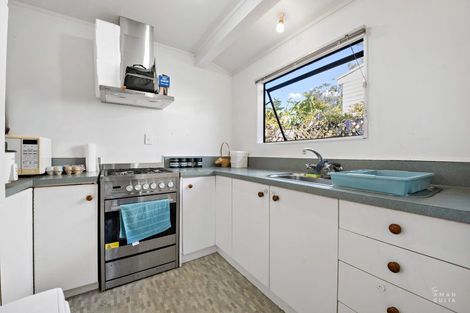 Photo of property in 2/40 Savoy Road, Glen Eden, Auckland, 0602