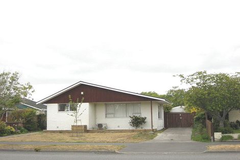 Photo of property in 149 Queenspark Drive, Parklands, Christchurch, 8083