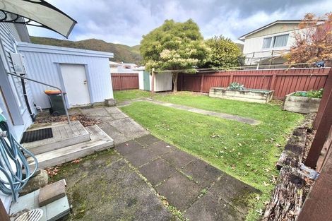 Photo of property in 22 Rossiter Avenue, Waterloo, Lower Hutt, 5011