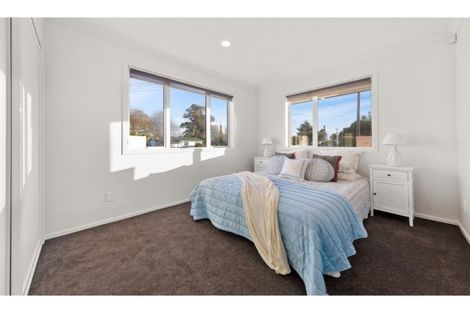 Photo of property in 1a Lincoln Road, Bluff Hill, Napier, 4110