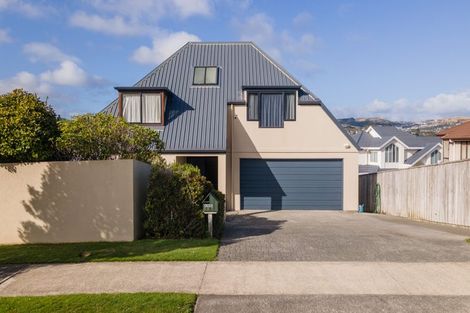 Photo of property in 157 Westchester Drive, Churton Park, Wellington, 6037
