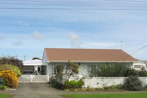 Photo of property in 7 Harris Street, Waitara, 4320