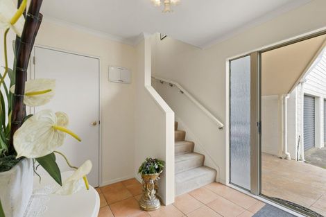 Photo of property in 102a Parkvale Road, Karori, Wellington, 6012