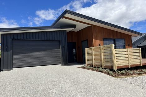 Photo of property in 247 Aubrey Road, Wanaka, 9305