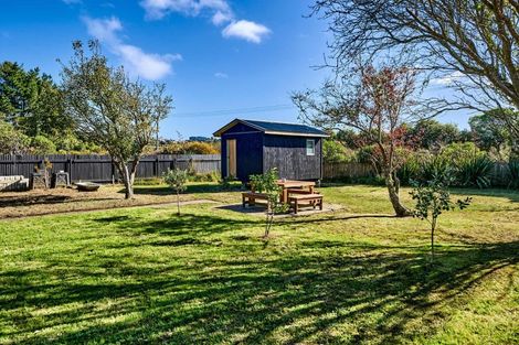 Photo of property in 25 Paekakariki Hill Road, Pauatahanui, Porirua, 5381