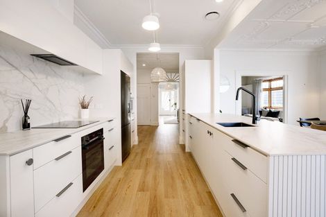 Photo of property in 59 Cliffs Road, Saint Clair, Dunedin, 9012