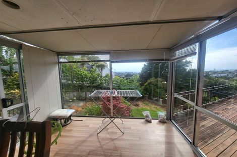 Photo of property in 5 Elizabeth Place, Mairangi Bay, Auckland, 0630