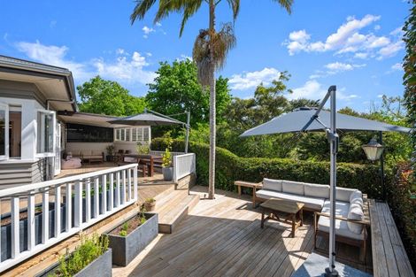 Photo of property in 2/46 Gladstone Road, Northcote, Auckland, 0627