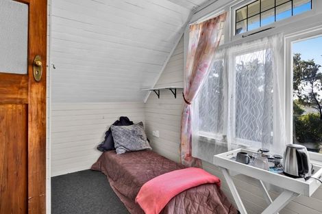 Photo of property in 75 Broadway, Stratford, 4332