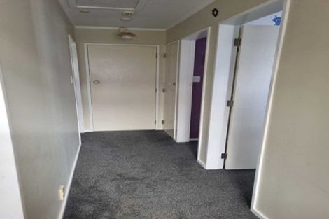 Photo of property in 473 Tararua Road, Levin, 5571