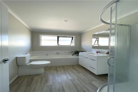 Photo of property in 9 Sabre Street, Papamoa Beach, Papamoa, 3118