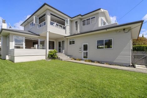 Photo of property in 65 Seacliffe Avenue, Belmont, Auckland, 0622