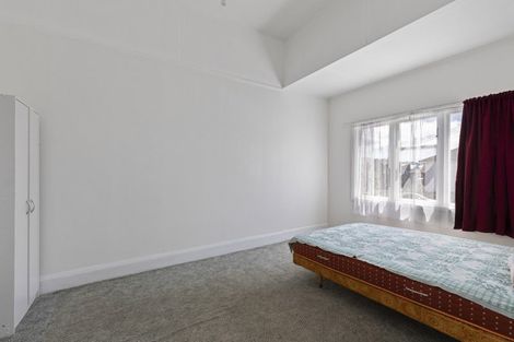 Photo of property in 28 Rhodes Street, Newtown, Wellington, 6021