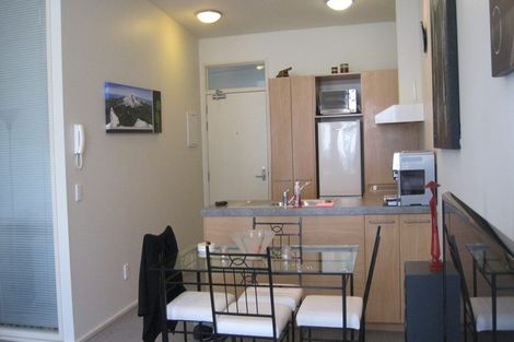 Photo of property in 7 Hanson Street, Mount Cook, Wellington, 6021