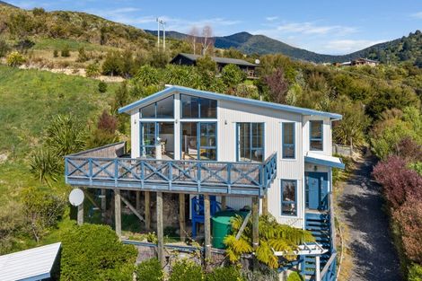 Photo of property in 45 Boons Valley Road, Waikawa, Picton, 7220