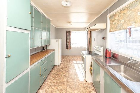 Photo of property in 54 Harper Street, Gonville, Whanganui, 4501