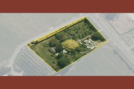 Photo of property in 166 Mill Road, Clive, 4180