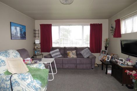 Photo of property in 27 Lyndhurst Street, Westport, 7825