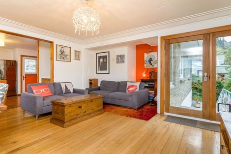 Photo of property in 6 Harbour Terrace, Careys Bay, Port Chalmers, 9023