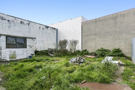 Photo of property in 51 Reid Road, South Dunedin, Dunedin, 9012