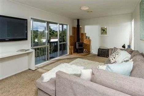 Photo of property in 1/4 Malibu Grove, Bayview, Auckland, 0629