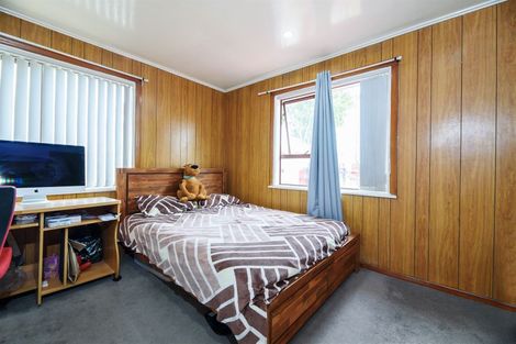 Photo of property in 9 Lloyd Avenue, Papatoetoe, Auckland, 2025