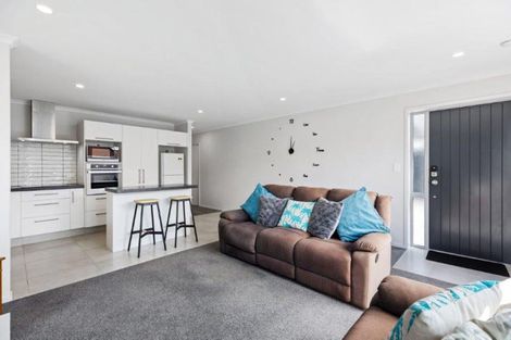 Photo of property in 6 Belt Lane, Papamoa, 3118