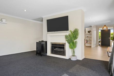 Photo of property in 7 James Hight Drive, Halswell, Christchurch, 8025