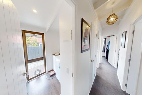 Photo of property in 23 Colonial Place, Kelvin Grove, Palmerston North, 4414