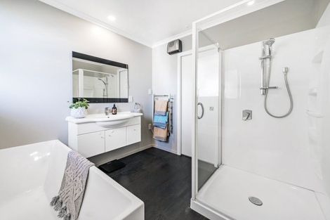 Photo of property in 6 Clayton Road, Amberley, 7410