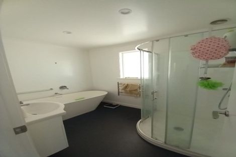 Photo of property in 20 Tamariki Avenue, Kelston, Auckland, 0602