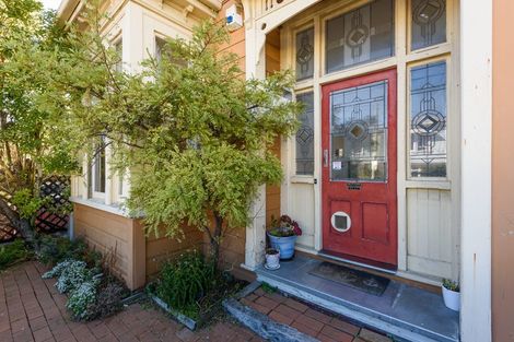 Photo of property in 117 Brougham Street, Mount Victoria, Wellington, 6011