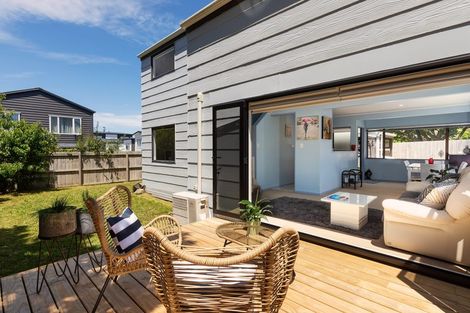 Photo of property in 3/5 Himikera Avenue, Avondale, Auckland, 1026
