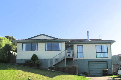 Photo of property in 27 Bodmin Terrace, Camborne, Porirua, 5026