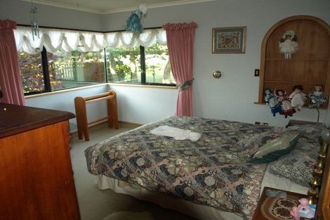 Photo of property in 15 Eastons Road, Westport, 7825