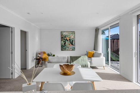 Photo of property in 28a Elizabeth Street, Orewa, 0931