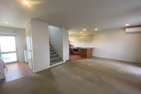 Photo of property in 5 Mt Lebanon Lane, Henderson, Auckland, 0612