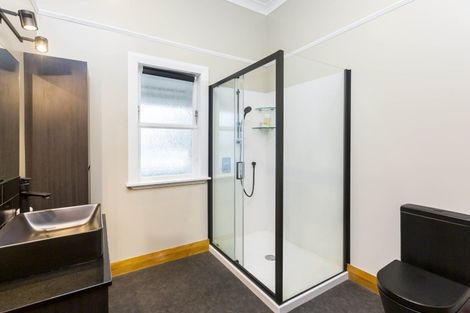 Photo of property in 30 Granville Street, Silverstream, Upper Hutt, 5019