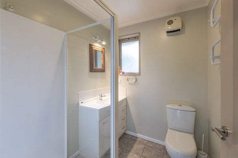 Photo of property in 70f Avonhead Road, Avonhead, Christchurch, 8042