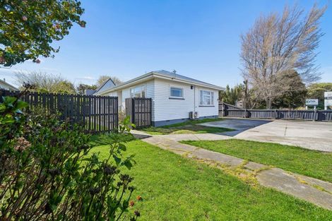 Photo of property in 1/98 Memorial Avenue, Ilam, Christchurch, 8053