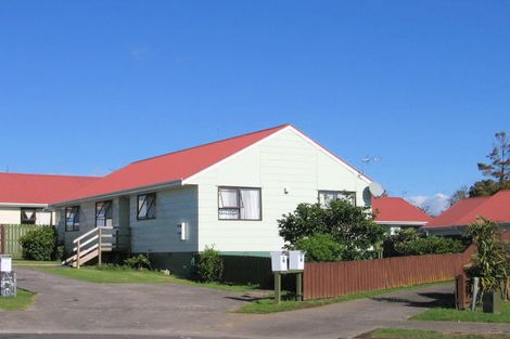 Photo of property in 14 Townley Place, Clover Park, Auckland, 2019