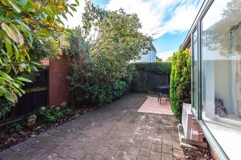Photo of property in 2/76 Saint Albans Street, St Albans, Christchurch, 8014