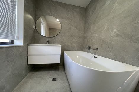 Photo of property in 26c Topliss Drive, Northcross, Auckland, 0632