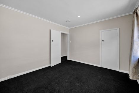 Photo of property in 1/9 Tarahua Road, Vogeltown, New Plymouth, 4310