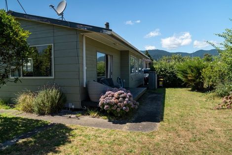 Photo of property in 2a Elder Grove, Paraparaumu, 5032